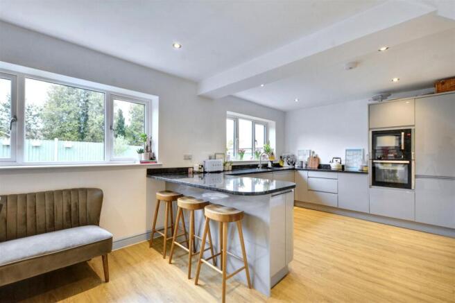 Kitchen Diner_2.jpeg