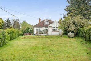 Hill View, Kings Road, Easterton SN10 4PT