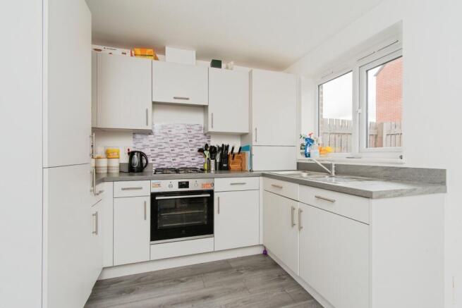 3 bed Town House for sale Image 4