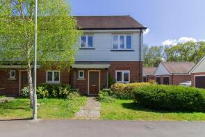56, Willowbourne, Fleet GU51 5BN