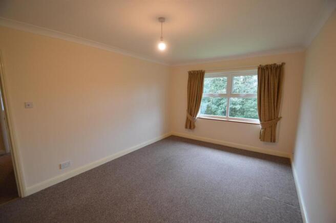 Flat 7, Oakleigh Court