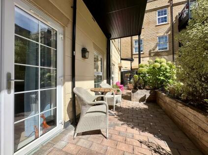 16 Mulberry House, Canon Woods Close, Sherborne, Dorset