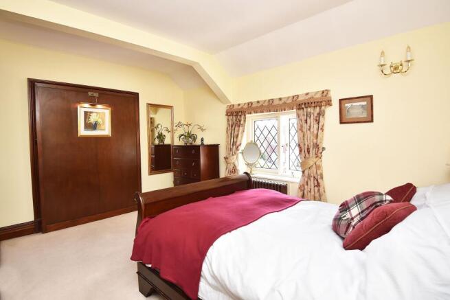 3 bed Mews for sale Image 7