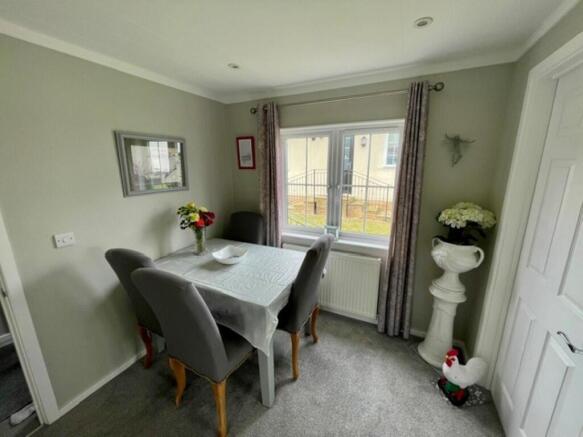 7 Harbour Place, Shotley Country Park, Gate Farm Road, Shotley Gate, Ipswich, Suffolk IP9 1QS photo 3