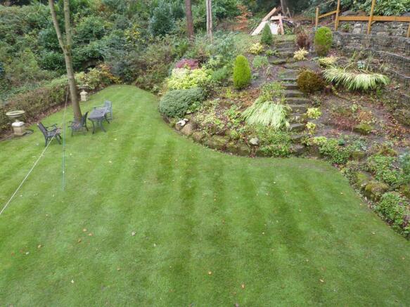 Side garden picture three