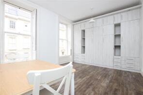 Flat 2, 38, Rivers Street, City Centre, Bath BA1 2QA