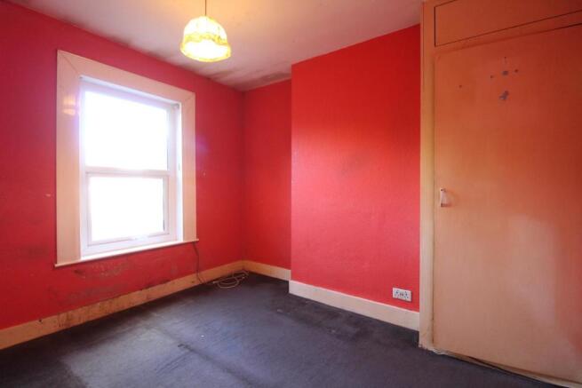 Bedroom..JPG
