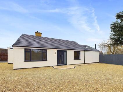 Checketts Close, Pinvin