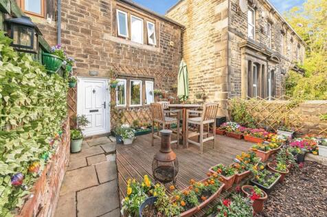 Cemetery Road, Dewsbury