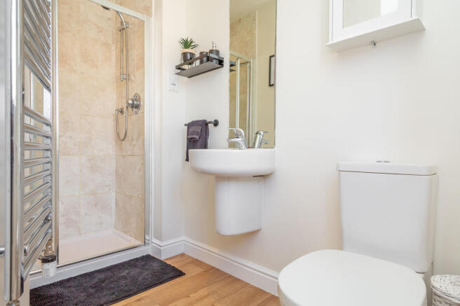 Master Ensuite