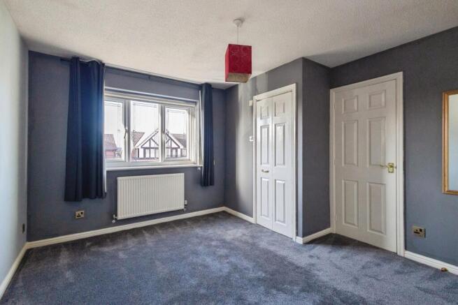 4 bed Detached for sale Image 10