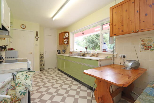 Kitchen/Breakfast Room