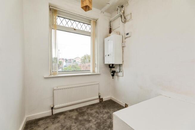3 bed Semi-Detached for sale Image 11