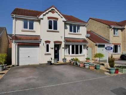 Newbury Avenue, Lansdowne Park, Calne