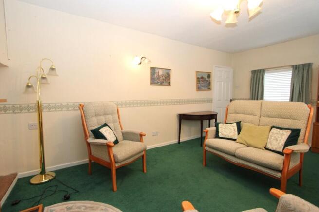Sundridge Park, Yate, BS37 photo 4