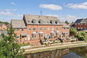 9, Fen Close, Kidderminster DY10 2HR