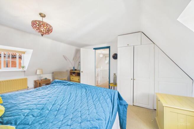 2 bed Semi-Detached for sale Image 11