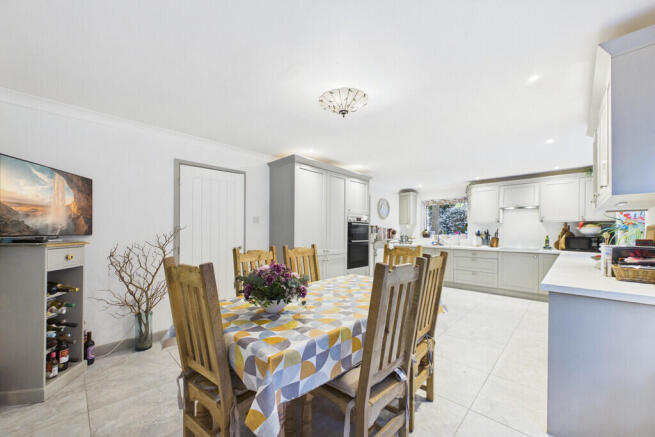 Sarsen Close, Halesworth photo 4