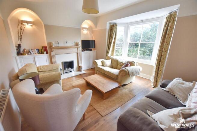 7 - 2025-10-26T202004.874.jpg