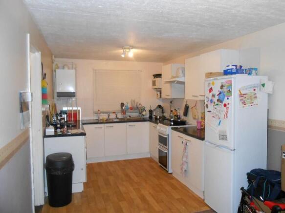 33 Bringhurst Kitchen.JPG