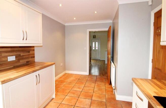 Millview Crescent_00
