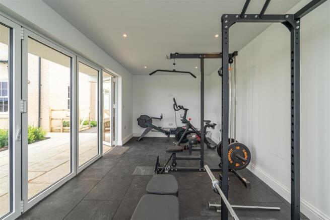 gym room.jpg