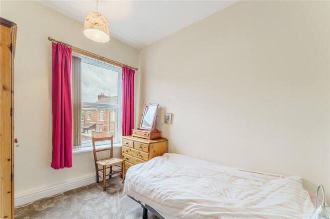 2 bed Terraced for sale Image 8