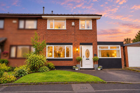Bullcote Green, Oldham, OL2
