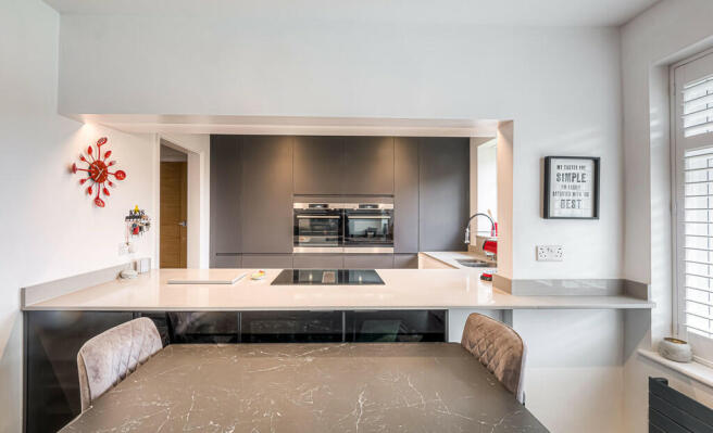 Kitchen dining sp...