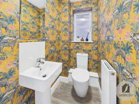 4 bed Detached for sale Image 8