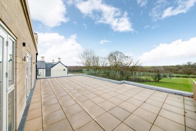 2 bed Retirement Property for sale Image 12