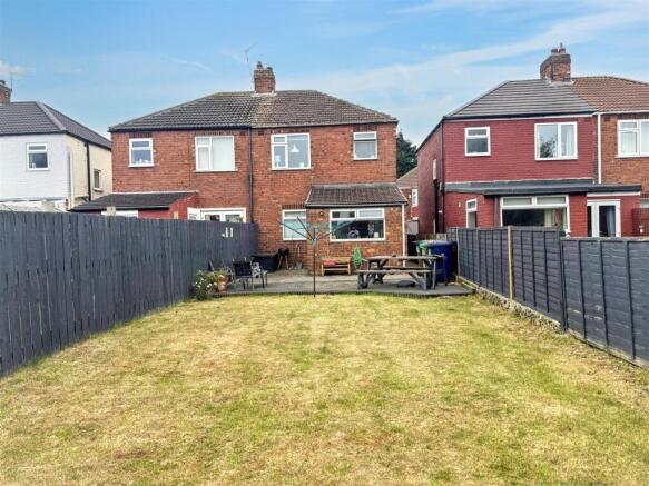 3 bed Semi-Detached for sale Image 5