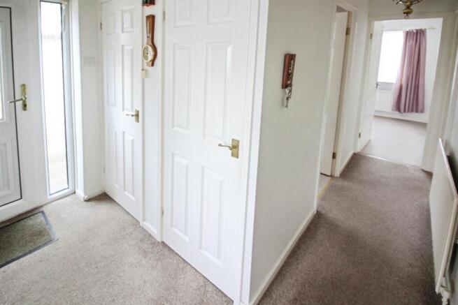 2 bed Detached Bungalow for sale Image 9