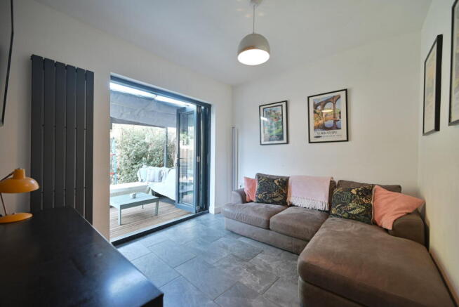 3 bed Terraced for sale Image 6