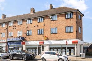 5a, The Parade, Staines Road West, Sunbury-on-thames TW16 7AB