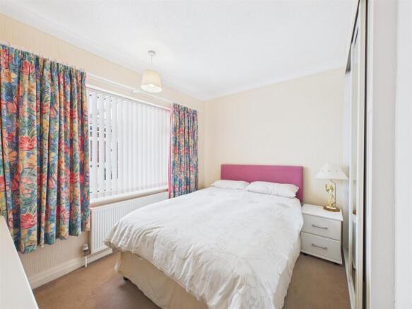 2 bed Detached Bungalow for sale Image 8