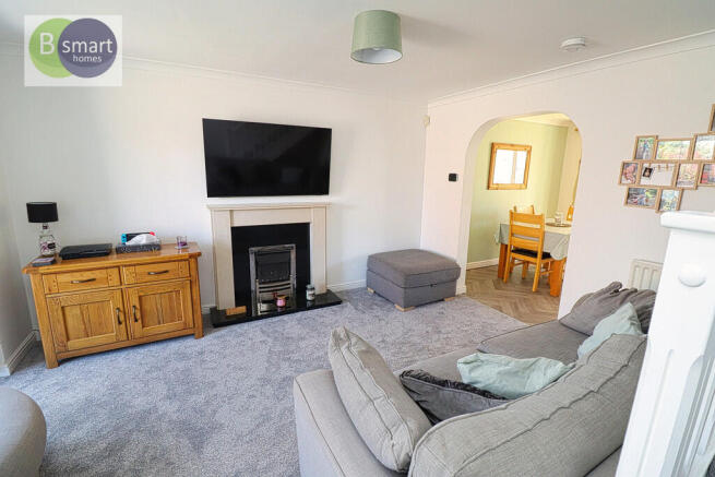 4 bed Detached for sale Image 4