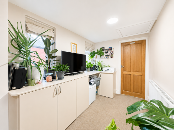 3 bed End of Terrace for sale Image 9