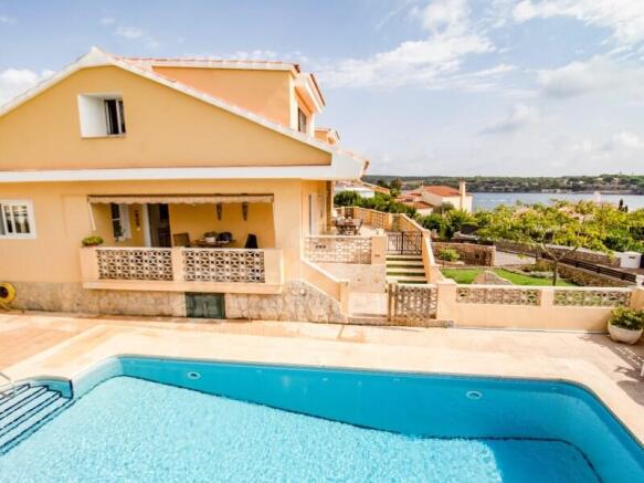 Villa with sea views and pool in Santa Ana