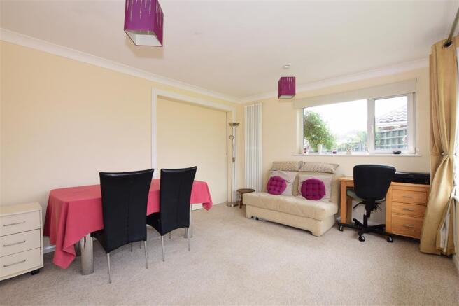 Dining Room/Bedroom 3