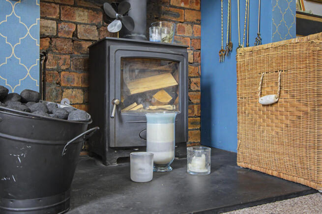 2 bed Semi-Detached for sale Image 5