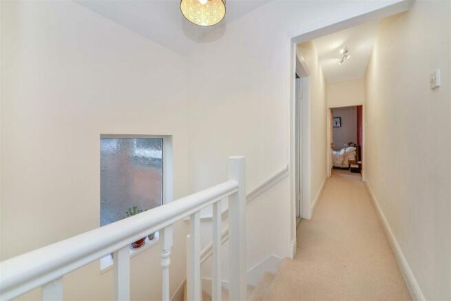 93 May Lane - lnd.jpg