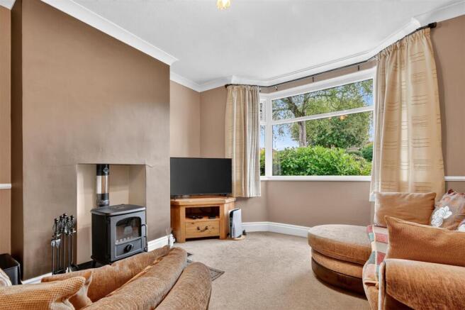 3 bed Semi-Detached for sale Image 7
