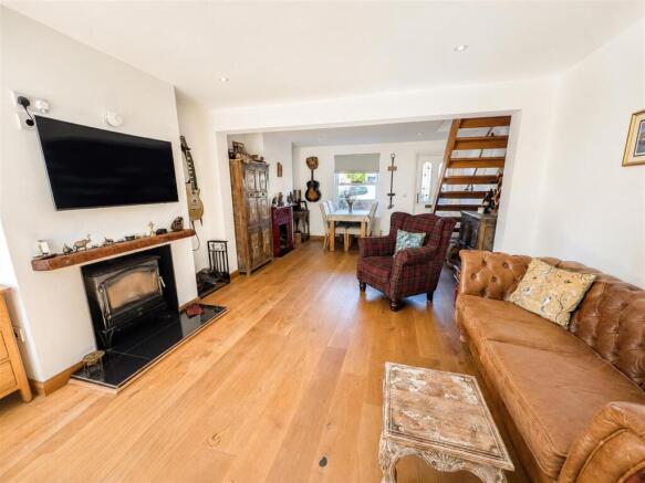 56 New Road - Lounge.jpg
