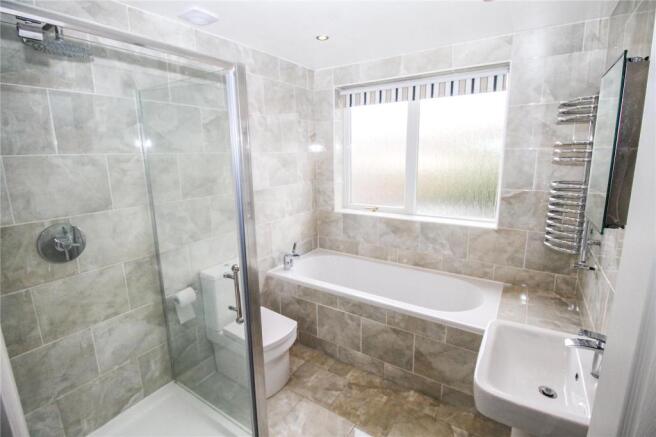 Bathroom/Shower/Wc