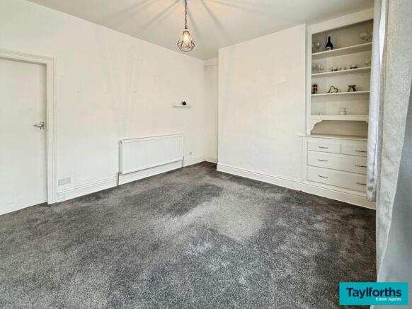 2 bed Terraced for sale Image 4