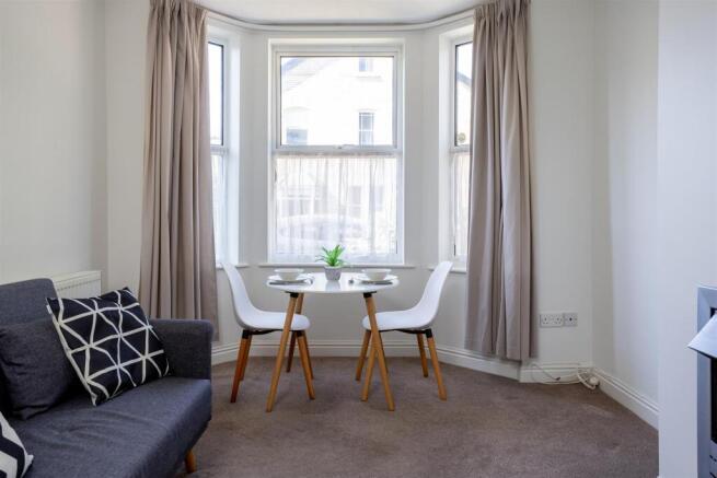 1 bed Flat to rent Image 8