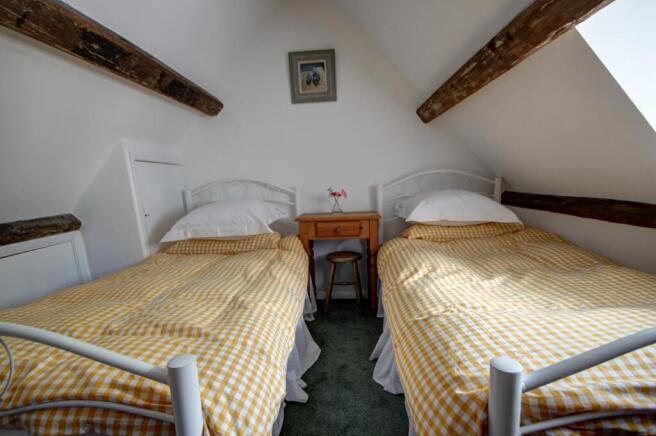 2 bed Cottage for sale Image 8