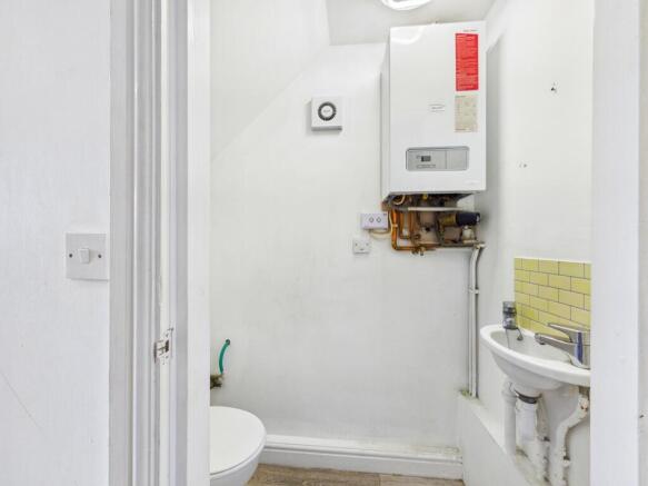 3 bed Semi-Detached for sale Image 12
