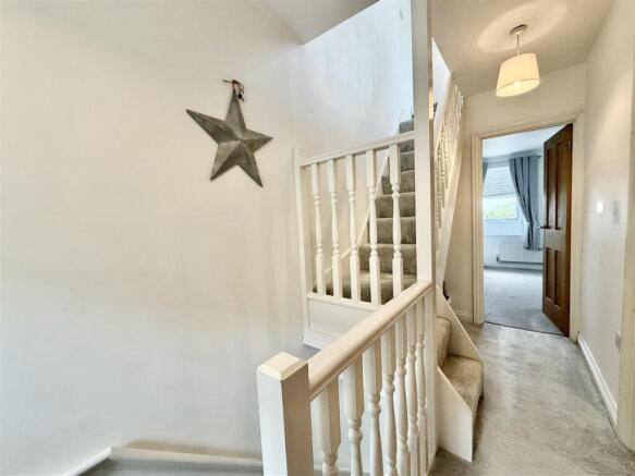 2 bed Cottage for sale Image 12